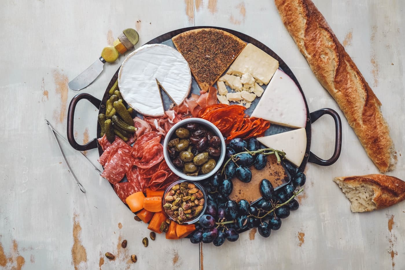 Visuel provisoire : planche de charcuterie et fruits de mer